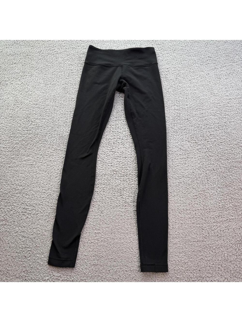 Lululemon Black High Rise Leggings Women’s‎ Size 4 Athletic Yoga Pants Stretch